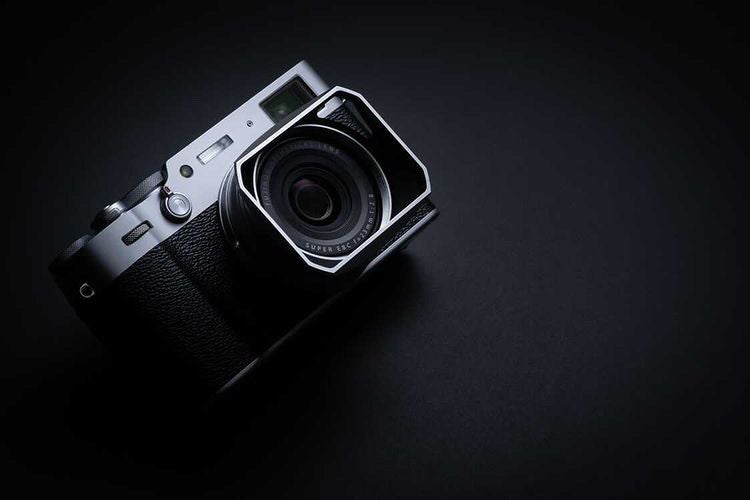 SQUAREHOOD Model V (Fuji X100 Series)~